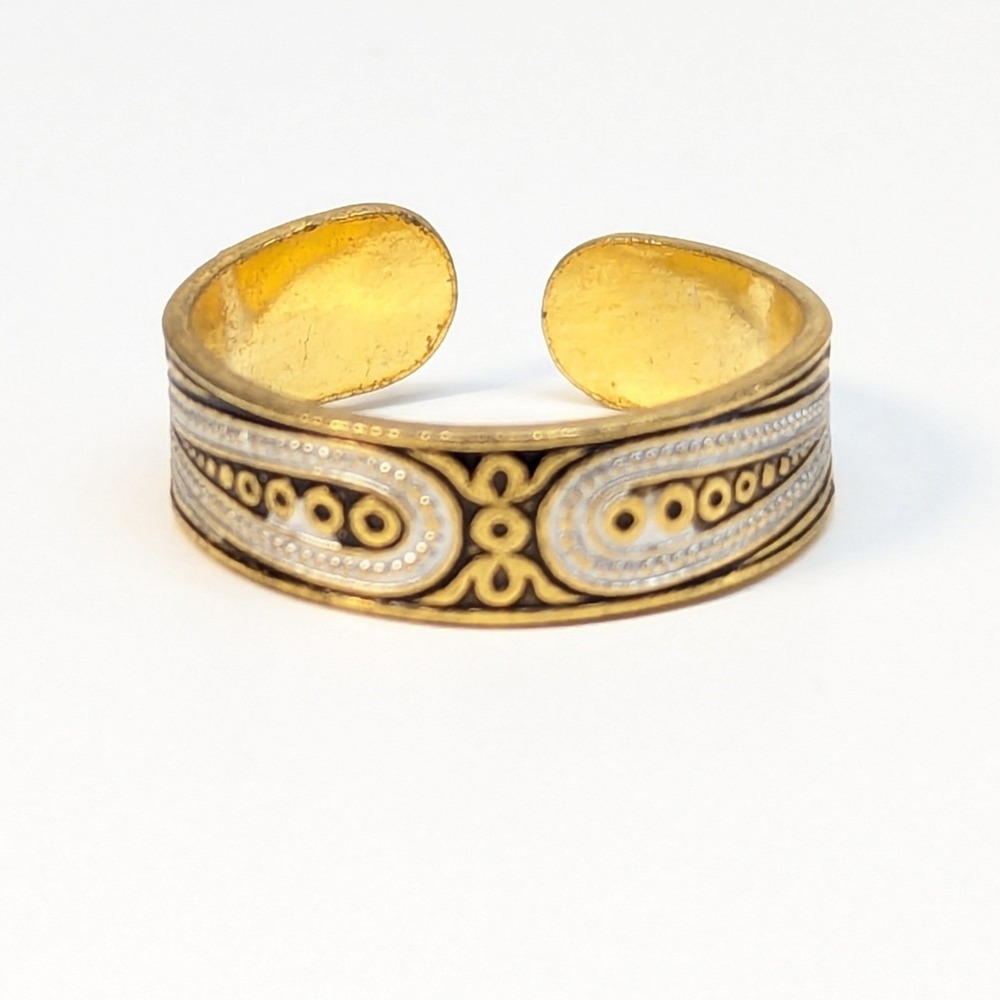 Vintage New Damascene Style Ring Band Size 7 Gold Silver Black Etched Scrollwork